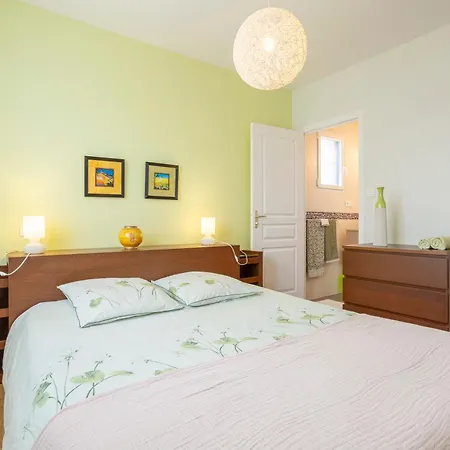 Lumineuse 1km De La Holiday home *